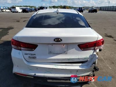 Zdjęcie 6 z 12 samochodu: 2018 KIA OPTIMA LX VIN:5XXGT4L36JG268621 - miniatura