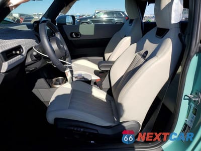 Zdjęcie 7 z 13 samochodu: 2025 MINI COOPER S VIN:WMW23GD0XS2X14368 - miniatura