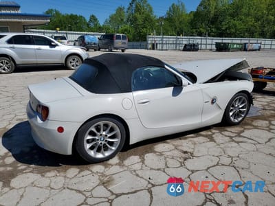 Trzecie zdjęcie samochodu z tyłu: 2003 BMW Z4 2.5 VIN:4USBT33473LS47884 - miniatura
