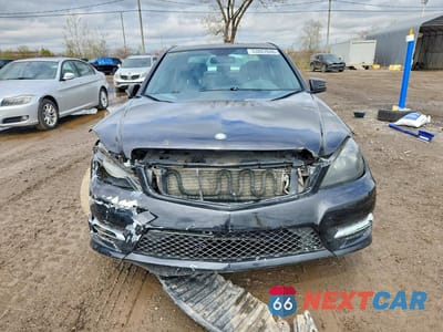 Piąte zdjęcie samochodu w środku: 2012 MERCEDES-BENZ C 250 4MATIC VIN:WDDGF8FBXCA741295 - miniatura