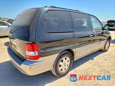 Trzecie zdjęcie samochodu z tyłu: 2003 KIA SEDONA LX VIN:KNDUP131136444609 - miniatura