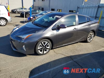 2018 TOYOTA PRIUS THREE TOURING JTDKARFU8J3065912 - główne zdjęcie licytacji z USA - miniatura