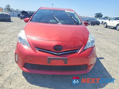 Piąte zdjęcie samochodu w środku: 2014 TOYOTA PRIUS V THREE VIN:JTDZN3EU9EJ000523 - miniatura