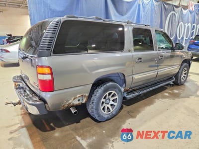 Trzecie zdjęcie samochodu z tyłu: 2002 GMC YUKON XL K1500 VIN:3GKFK16Z32G320612 - miniatura