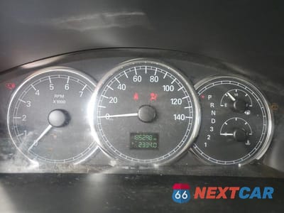Zdjęcie 9 z 13 samochodu: 2005 BUICK LACROSSE CX VIN:2G4WC532751318782 - miniatura