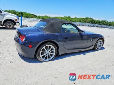 Trzecie zdjęcie samochodu z tyłu: 2007 BMW Z4 3.0 VIN:4USBU33557LW70426 - miniatura