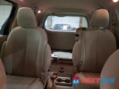 Zdjęcie 10 z 13 samochodu: 2012 TOYOTA SIENNA LE VIN:5TDKK3DC9CS191945 - miniatura