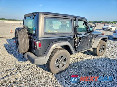 Trzecie zdjęcie samochodu z tyłu: 2022 JEEP WRANGLER SPORT VIN:1C4GJXAG0NW195361 - miniatura