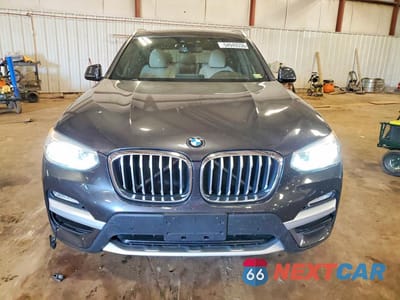 Piąte zdjęcie samochodu w środku: 2019 BMW X3 XDRIVE30I VIN:5UXTR9C51KLE17872 - miniatura