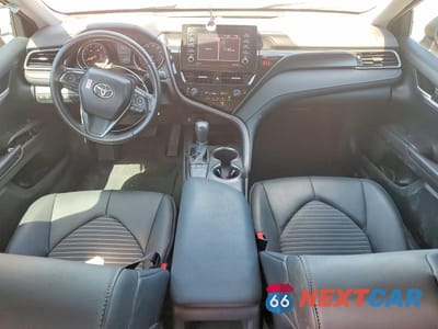 Zdjęcie 8 z 12 samochodu: 2023 TOYOTA CAMRY VIN:4T1G11AK6PU174896 - miniatura