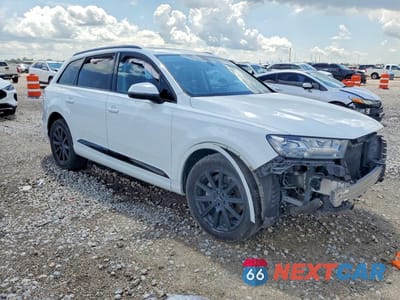 Czwarte zdjęcie samochodu z boku: 2019 AUDI Q7 PREMIUM PLUS VIN:WA1LHAF77KD042557 - miniatura