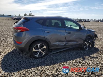 Trzecie zdjęcie samochodu z tyłu: 2016 HYUNDAI TUCSON SPORT VIN:KM8J3CA2XGU113367 - miniatura