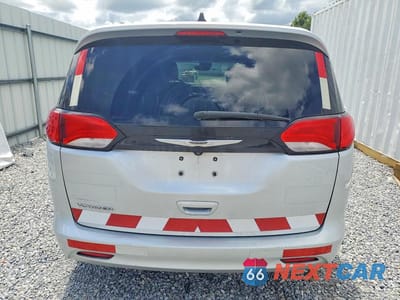 Zdjęcie 6 z 13 samochodu: 2023 CHRYSLER VOYAGER LX VIN:2C4RC1CG3PR553996 - miniatura