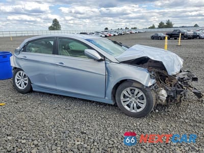 Czwarte zdjęcie samochodu z boku: 2011 HYUNDAI SONATA GLS VIN:5NPEB4AC6BH252535 - miniatura
