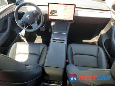 Zdjęcie 8 z 14 samochodu: 2023 TESLA MODEL Y VIN:7SAYGDEE3PF843165 - miniatura