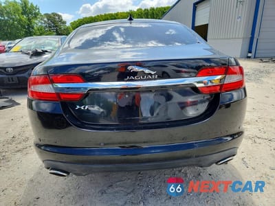 Zdjęcie 6 z 12 samochodu: 2015 JAGUAR XF VIN:SAJWA0FS5FPU50762 - miniatura