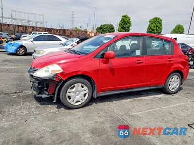 2010 NISSAN VERSA 1.8 S 3N1BC1CP3AL388072 - główne zdjęcie licytacji z USA - miniatura