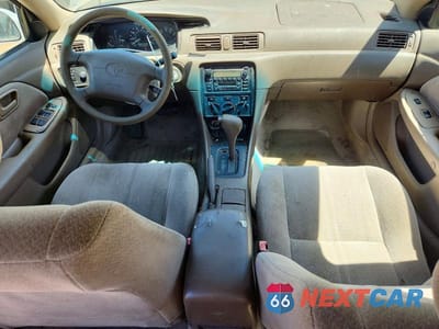 Zdjęcie 8 z 12 samochodu: 2000 TOYOTA CAMRY LE VIN:JT2BG22K2Y0395768 - miniatura