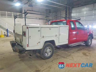 Trzecie zdjęcie samochodu z tyłu: 2010 FORD F250 SUPER DUTY VIN:1FTSX2B50AEA90165 - miniatura