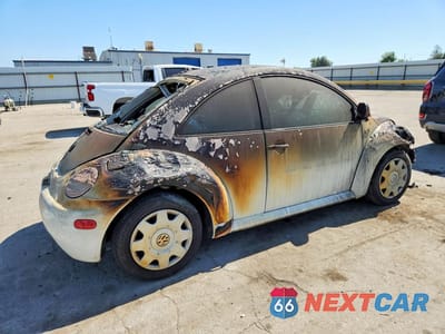 Trzecie zdjęcie samochodu z tyłu: 1999 VOLKSWAGEN NEW BEETLE GLS VIN:3VWCC21C8XM405553 - miniatura