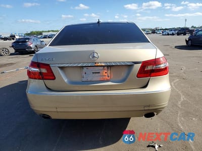 Zdjęcie 6 z 12 samochodu: 2010 MERCEDES-BENZ E 350 VIN:WDDHF5GB9AA048636 - miniatura