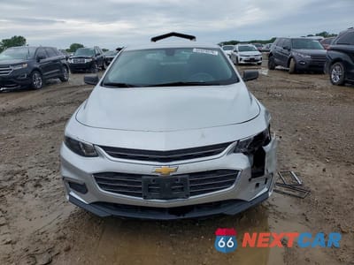 Piąte zdjęcie samochodu w środku: 2017 CHEVROLET MALIBU LS VIN:1G1ZB5ST3HF100438 - miniatura