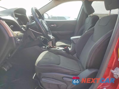 Zdjęcie 7 z 14 samochodu: 2015 JEEP CHEROKEE LATITUDE VIN:1C4PJMCB3FW739076 - miniatura