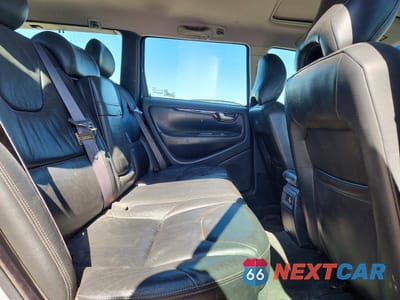 Zdjęcie 10 z 13 samochodu: 2002 VOLVO V70 2.4T VIN:YV1SW58D922239902 - miniatura