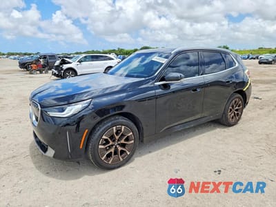 2025 BMW X3 30 XDRIVE 5UX53GP03S9Z82289 - główne zdjęcie licytacji z USA - miniatura