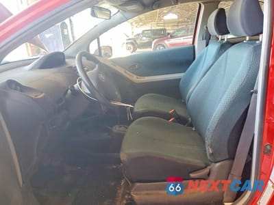 Zdjęcie 7 z 12 samochodu: 2008 TOYOTA YARIS BASE VIN:JTDJT903585216192 - miniatura