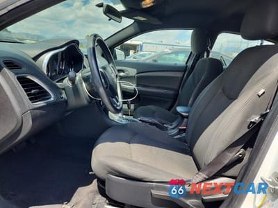 Zdjęcie 7 z 12 samochodu: 2013 DODGE AVENGER SE VIN:1C3CDZAB1DN645338 - miniatura