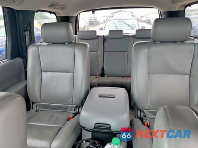 Zdjęcie 10 z 14 samochodu: 2011 TOYOTA SEQUOIA PLATINUM VIN:5TDDW5G16BS054690 - miniatura