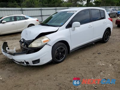 2007 NISSAN VERSA 1.8 S 3N1BC13EX7L385158 - główne zdjęcie licytacji z USA - miniatura