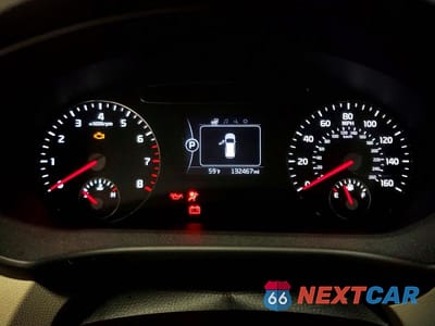 Zdjęcie 9 z 13 samochodu: 2016 KIA SORENTO LX VIN:5XYPGDA35GG047183 - miniatura
