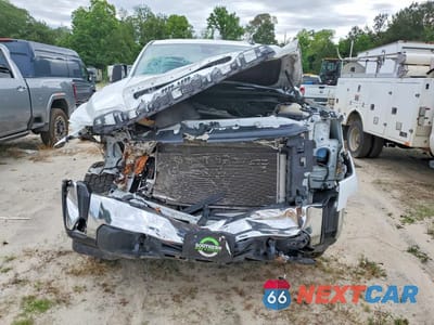 Piąte zdjęcie samochodu w środku: 2024 GMC SIERRA K2500 HEAVY DUTY VIN:1GT39LE74RF417755 - miniatura