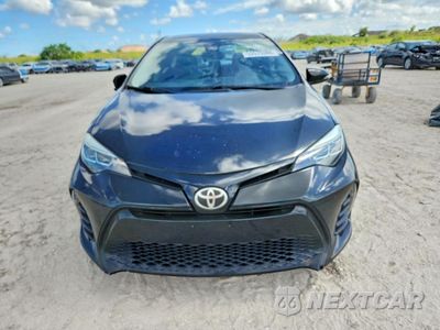 Piąte zdjęcie samochodu w środku: 2018 TOYOTA COROLLA SE VIN:5YFBURHE5JP792445 - miniatura