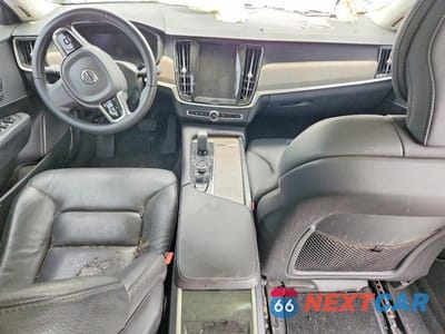 Zdjęcie 8 z 12 samochodu: 2023 VOLVO S90 PLUS VIN:LVY062MN1PP343555 - miniatura