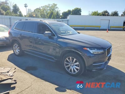 Czwarte zdjęcie samochodu z boku: 2016 VOLVO XC90 T6 VIN:YV4A22PK8G1044816 - miniatura
