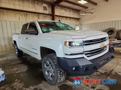 Czwarte zdjęcie samochodu z boku: 2017 CHEVROLET SILVERADO K1500 LTZ VIN:3GCUKSEC6HG508376 - miniatura