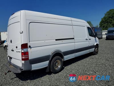 Trzecie zdjęcie samochodu z tyłu: 2014 MERCEDES-BENZ SPRINTER 3500 VIN:WD3PF4CC8E5881318 - miniatura