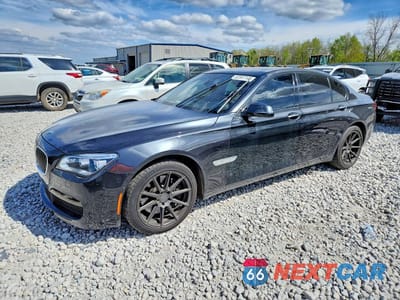 2015 BMW 750 XI WBAYB6C5XFD966121 - główne zdjęcie licytacji z USA - miniatura