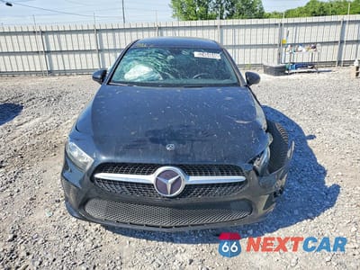 Piąte zdjęcie samochodu w środku: 2020 MERCEDES-BENZ A 220 4MATIC VIN:W1K3G4FB5LJ209683 - miniatura