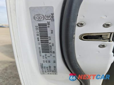 Zdjęcie 12 z 12 samochodu: 2016 RAM 1500 VIN:1C6RR7LM7GS333807 - miniatura