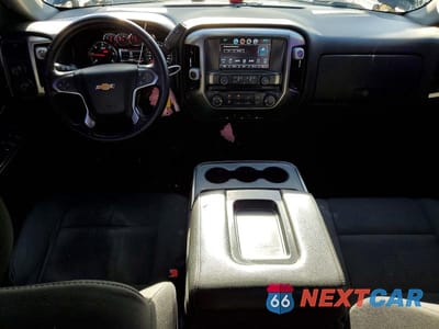 Zdjęcie 8 z 12 samochodu: 2018 CHEVROLET SILVERADO K1500 LT VIN:1GCVKREH1JZ138565 - miniatura