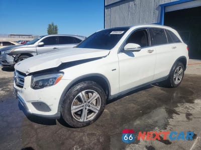 2019 MERCEDES-BENZ GLC 350E WDC0G5EB7KF629221 - główne zdjęcie licytacji z USA - miniatura