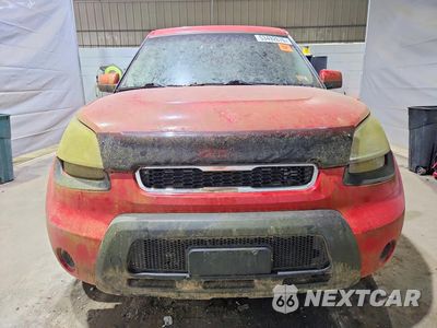 Piąte zdjęcie samochodu w środku: 2011 KIA SOUL + VIN:KNDJT2A24B7233770 - miniatura