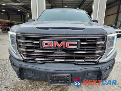 Piąte zdjęcie samochodu w środku: 2023 GMC SIERRA K1500 AT4X VIN:3GTUUFEL4PG339829 - miniatura