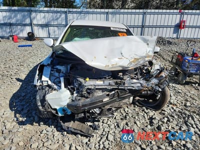 Piąte zdjęcie samochodu w środku: 2011 HYUNDAI ELANTRA GLS VIN:5NPDH4AE7BH035586 - miniatura