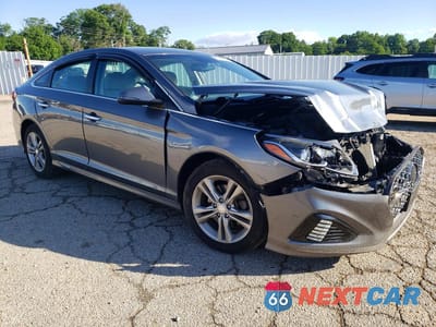 Czwarte zdjęcie samochodu z boku: 2018 HYUNDAI SONATA SEL+ VIN:5NPE34AF6JH712900 - miniatura