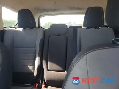 Zdjęcie 10 z 13 samochodu: 2016 FORD ESCAPE SE VIN:1FMCU0G76GUB71340 - miniatura